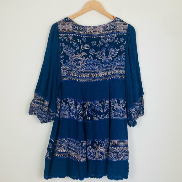 Free People navy blue mixed pattern “my love” tiered boho mini dress. Size M - Picture 5 of 7
